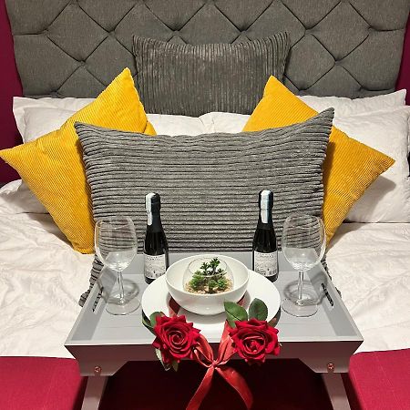 Spacious 1 Bed Relocation Apartment Free Parking, Brierley Hill Dış mekan fotoğraf