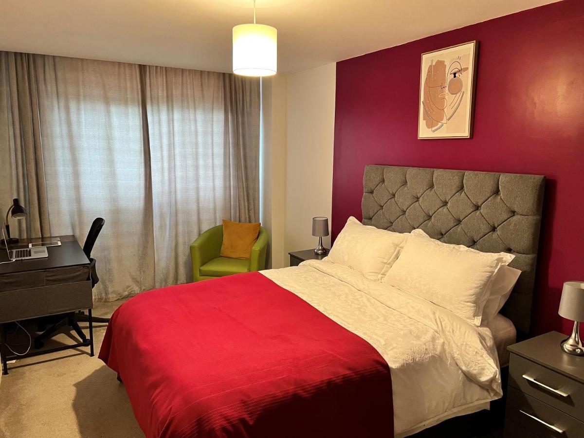 Spacious 1 Bed Relocation Apartment Free Parking, Brierley Hill Dış mekan fotoğraf