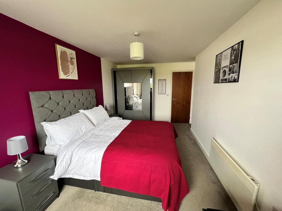 Spacious 1 Bed Relocation Apartment Free Parking, Brierley Hill Dış mekan fotoğraf