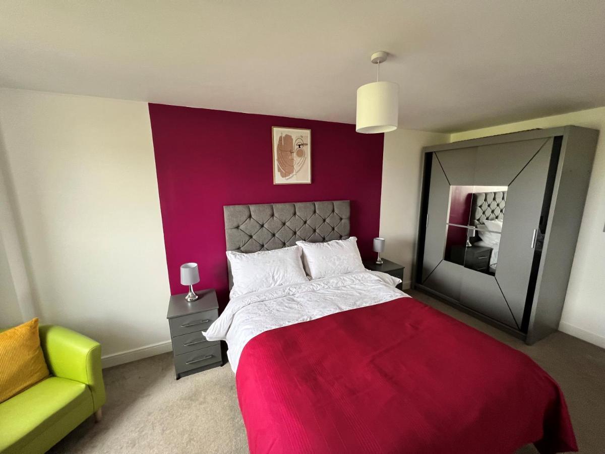 Spacious 1 Bed Relocation Apartment Free Parking, Brierley Hill Dış mekan fotoğraf