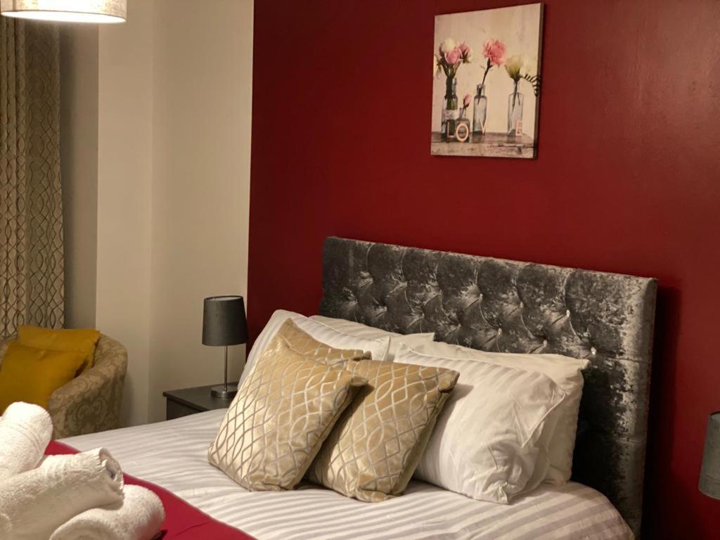 Spacious 1 Bed Relocation Apartment Free Parking, Brierley Hill Dış mekan fotoğraf